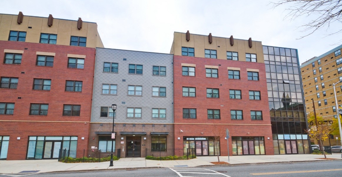 Roseville Commons Apartments in Newark, NJ